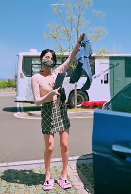Người mẫu Hàn Quốc Jena.sis – tổng hợp video (bãi đậu xe trong khu thắng cảnh) (95P)