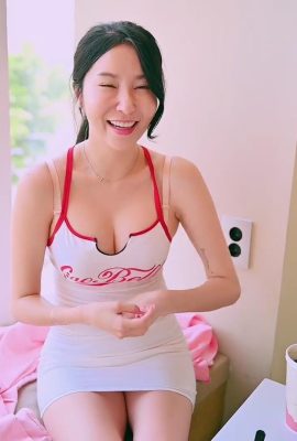 Người mẫu Hàn Quốc Jena.sis – tổng hợp video ( khoe quần lót trong suốt khi dùng bữa tại nhà hàng) (107P)