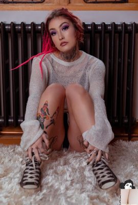 (Suicide Girls) 23/05/2023 – Sophiadempsey – Cởi quần áo trong phòng ngủ(55P)