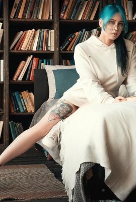 [Suicide Girls] 07/08/2023 – Frutella – Thư viện lúc nửa đêm [42P]