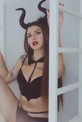 [Suicide Girls] 01/11/2023 – Jjade – Mistress Of Evil [50P]