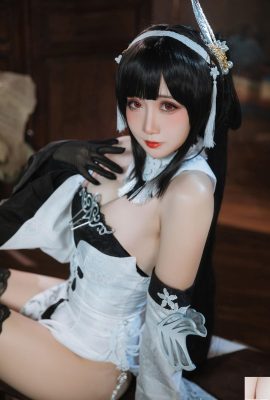 Đầm trắng đen Zhenhai Carbon Azur Lane Zhenhai (23P)