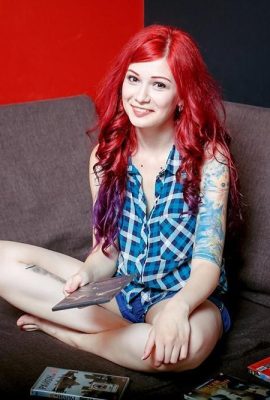 [Suicide Girls] Ultraamarie – Buổi Cuối Cùng