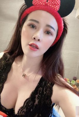 Người ngoáy tai hot nhất Đài Loan, “Fei Feier”, mang theo hai miếng đệm tai mềm (10P) của riêng mình