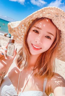 Hot girl “Zhang Xiaomi Mimi” chỉ để lộ thân hình trắng trẻo, dịu dàng dưới nắng hè rực rỡ (14P)