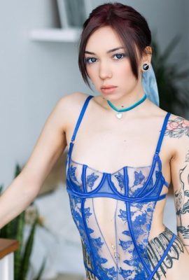 [Suicide Girls] 27 tháng 4 năm 2024 – Roxylove – Công chúa tóc nâu [60P]