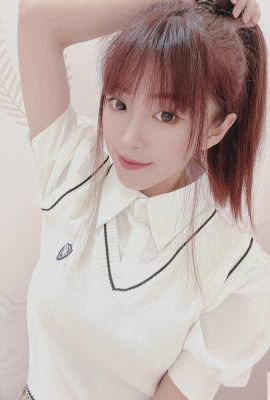 Hot girl “Jingjing” quyến rũ mọi người bằng vẻ ngoài ngọt ngào của mình! Người ta không thể rời mắt (10P)