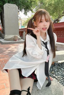 Hot girl “Zhao Tutu” khiến cư dân mạng sốc với quả bóng đầy đặn dưới vẻ ngoài ngọt ngào (10P)