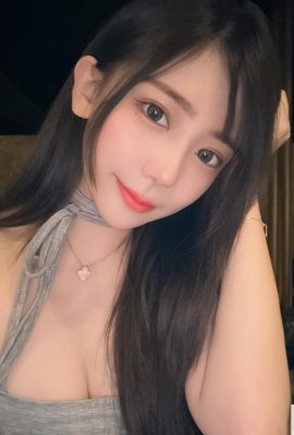 Hot girl “Li Yunfei” có khuôn mặt thanh tú, dịu dàng với ngoại hình siêu đẹp và thân hình tà ác được giải thoát (10P)