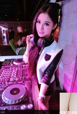 Cô gái DJ người Malaysia Freeze (Pennie Tan) có trái tim năng động dưới vẻ ngoài trầm lặng (13P)