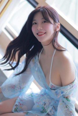 (@leeesovely) Bikini hoa anh đào (78 ảnh) (78P)