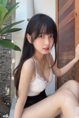 Hot girl “Yili” có bộ ngực đầy đặn, dễ thấy và rất quyến rũ (10P)