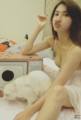 32D Hot Madou ~ Mia Wei Keren ~ selfie mờ ảo trên giường với đôi chân xinh đẹp lộ ra ngoài, khoe khí chất và vẻ đẹp (61P)