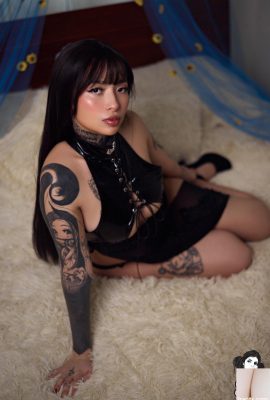 [Suicide Girls] 20/10/2024 – Emelody – Chưa có tiêu đề [49P]