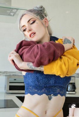 [Suicide Girls] 08/11/2024 – Bull – Juicy [49P]