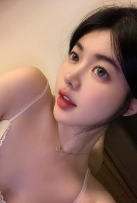 Người mẫu nóng bỏng hàng đầu “Yixin YiXin” lộ bộ ngực trắng nõn và mềm mại khiến khán giả mất kiểm soát (42P)