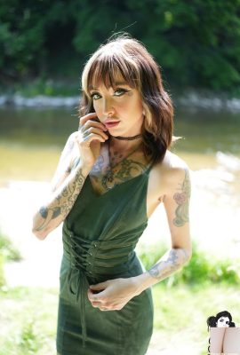 [Suicide Girls] 12/12/2024 – Lovesick – Đôi Mắt Rừng [41P]