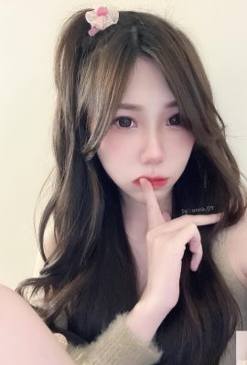 Hot girl chân dài “Lin Jiejun” với làn da trắng và thân hình siêu bắt mắt (36P)