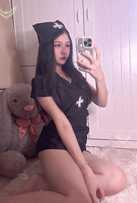 “Littleberry Y tá” có một hình dáng hoàn hảo và quyến rũ, khiến mọi người cảm thấy rất tức giận (26p)