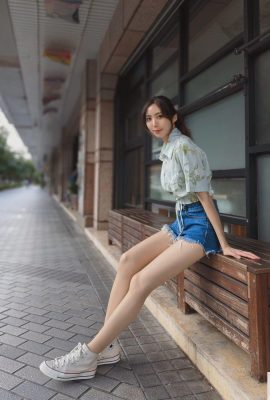 “Chris” những đường cong lõm ngọt ngào và gợi cảm khiến mọi người muốn yêu nhau (22p)