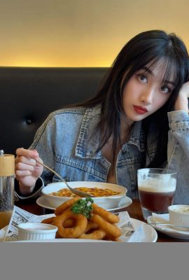 Khuôn mặt ngọt ngào “duan jingle” cơ thể hoàn hảo và đầy sexy (21p)