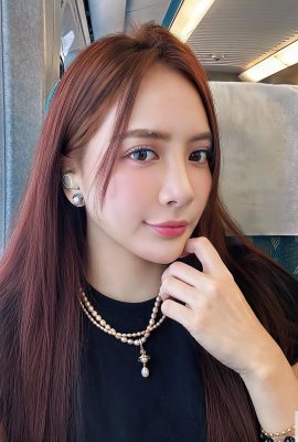 “Marina” đôi chân nóng bỏng và xinh đẹp thể hiện cơ thể cô ấy và không thể che giấu sự phấn khích của cô ấy (11p)