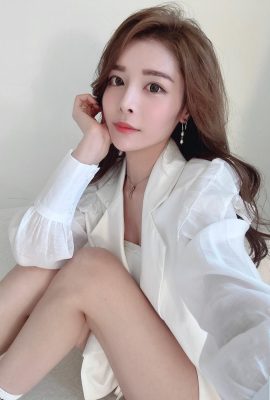 “MI_TUN” Hidden tròn ngực và cám dỗ (26p)