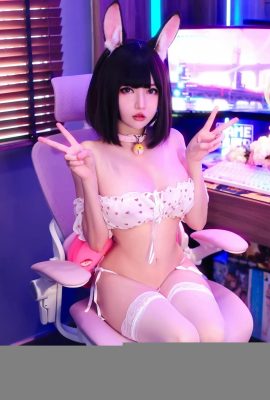 Potato Godzilla – Tatami Otaku Girl (19P)