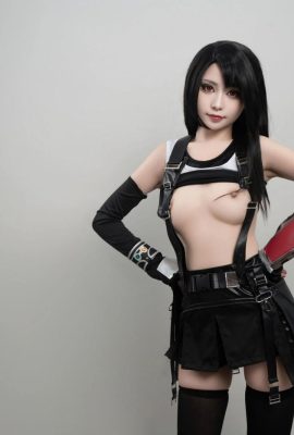 Miao Xiaoji “Final Fantasy 7 Tifa” (55p)