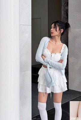 Charm “Peggy” chạm trán (10p)