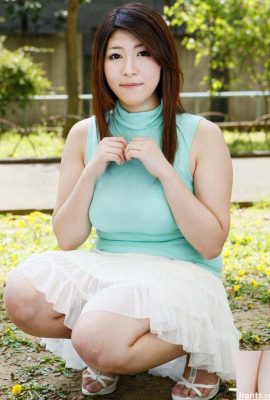 “Big vú Mania số 9” Araki Rina (30p)