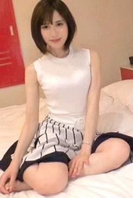 Vẻ đẹp đẹp nhất, xinh đẹp, ngực lớn và eo mỏng chỉ được nối lại như thế này, nó không hợp lý (24p)