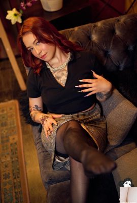 [Suicide Girls] Ngày 14 tháng 5 năm 2025 – Scolw – Niềm vui và ham muốn [44P]