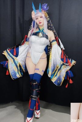 “Noricosplay” Đường cong hoàn hảo rất hấp dẫn (10p)