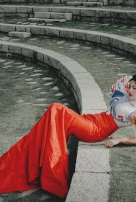 “Lasido” nhìn cô ấy như thể cô ấy đã lấy lại được cảm giác tình yêu ban đầu của mình (10p)