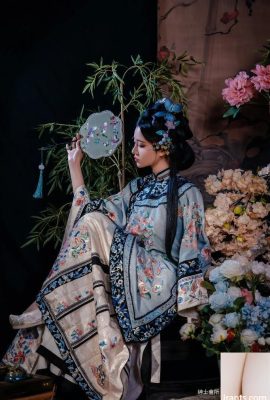 Lăng Yucca mỗi năm (71p)