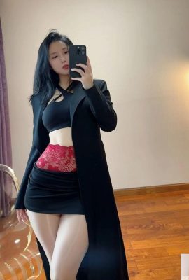 Tỷ lệ vàng “Qiao Niuqianiutt” nụ cười đặc trưng rất ngọt ngào và hấp dẫn (10p)