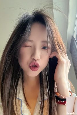 Vẻ đẹp “Weng YouYou” giống như một bài thơ đẹp và tình cảm (10p)