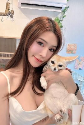 Các đặc điểm khuôn mặt sâu thẳm “Molly” nắm bắt trái tim của bạn (12p)