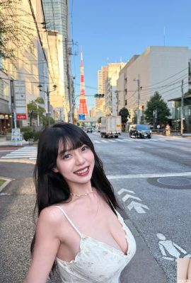 “Huang Yuwen” có một nụ cười ngọt ngào và một rãnh sâu và bộ ngực đẹp (10p)