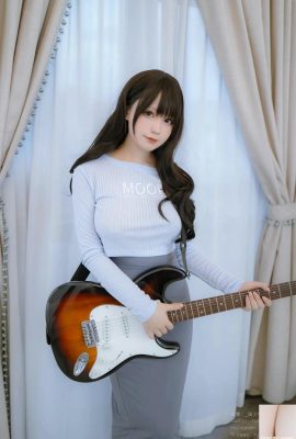 (Bộ sưu tập Internet) Nyako Meow – Chị guitar (71P)