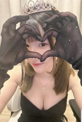 “Lily Yim” mãn nhãn với bộ ngực đẹp và rãnh sâu không thể bỏ qua (10P)