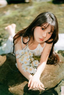 Khuôn mặt ngọt ngào của “Minyi” thật lộng lẫy và quyến rũ! Tràn đầy yêu thương(10P)