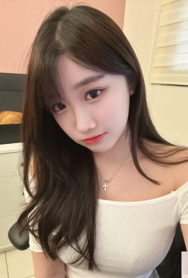 “Bướm” đầy cám dỗ dưới vẻ ngoài xinh đẹp (10P)