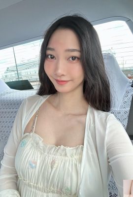 Gương mặt xinh đẹp của “Sandykaka Sandy” khiến cư dân mạng hét lên không chịu nổi (10P)